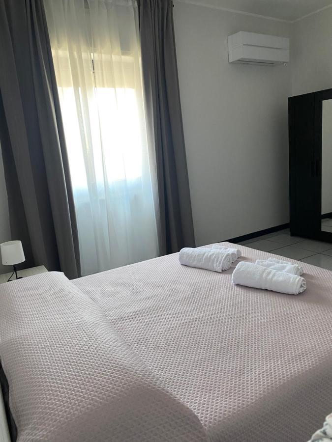 Il Girasole Apartamento Catânia Exterior foto