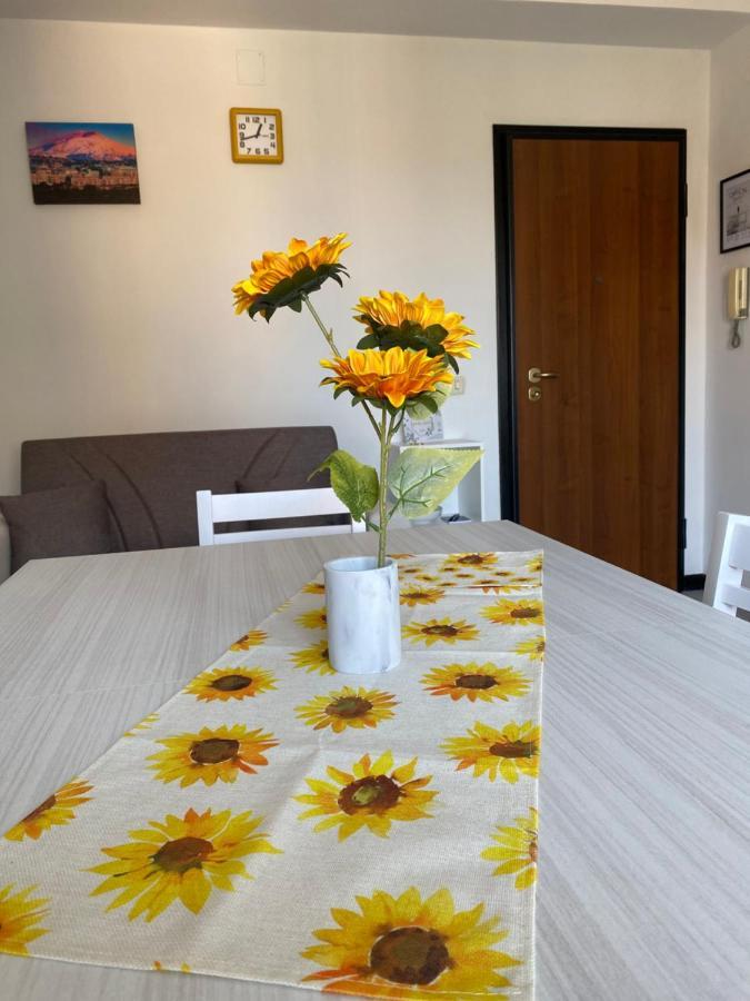 Il Girasole Apartamento Catânia Exterior foto