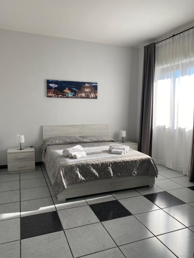 Il Girasole Apartamento Catânia Exterior foto